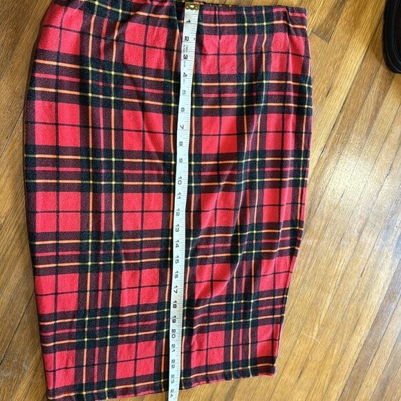 2/$30 Forever 21 Tartan Plaid Red Yellow Check Stretchy MIDI pencil Skirt - Picture 9 of 9